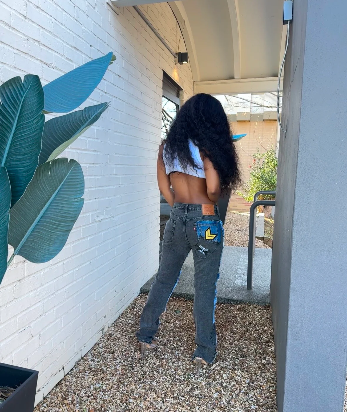 Double Up & Distress Jeans - Image 3