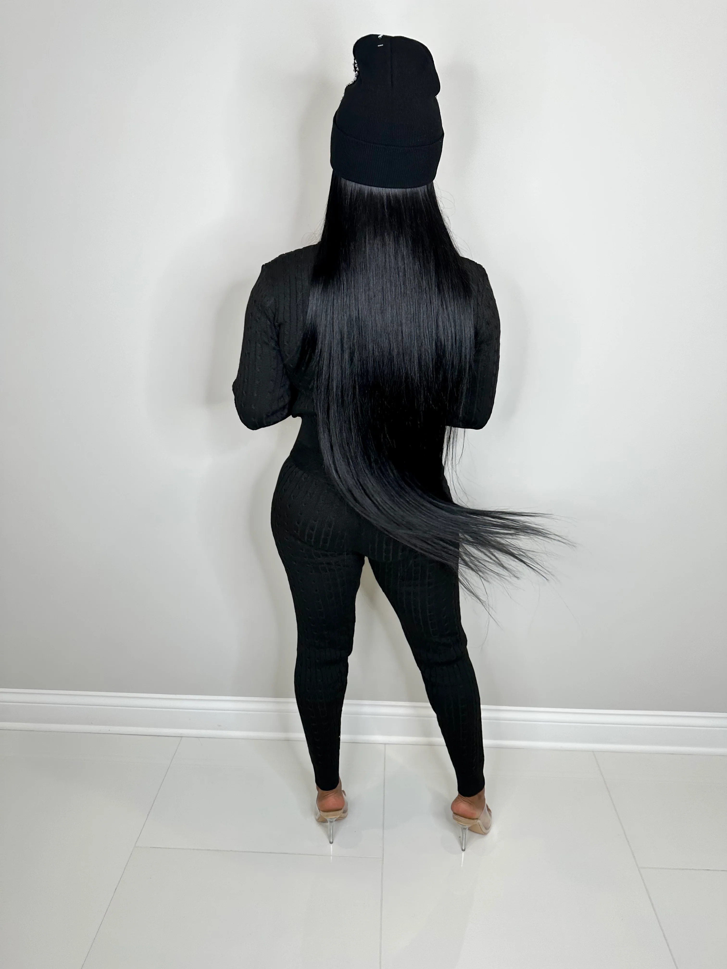 On One Set - Image 7