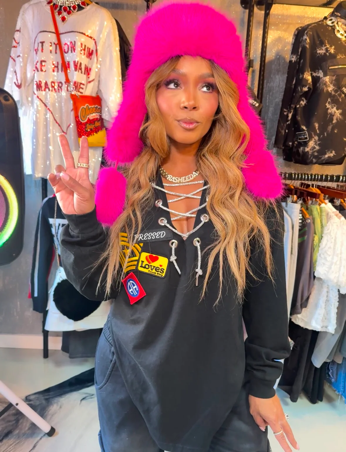 Winging It Tee - Image 4